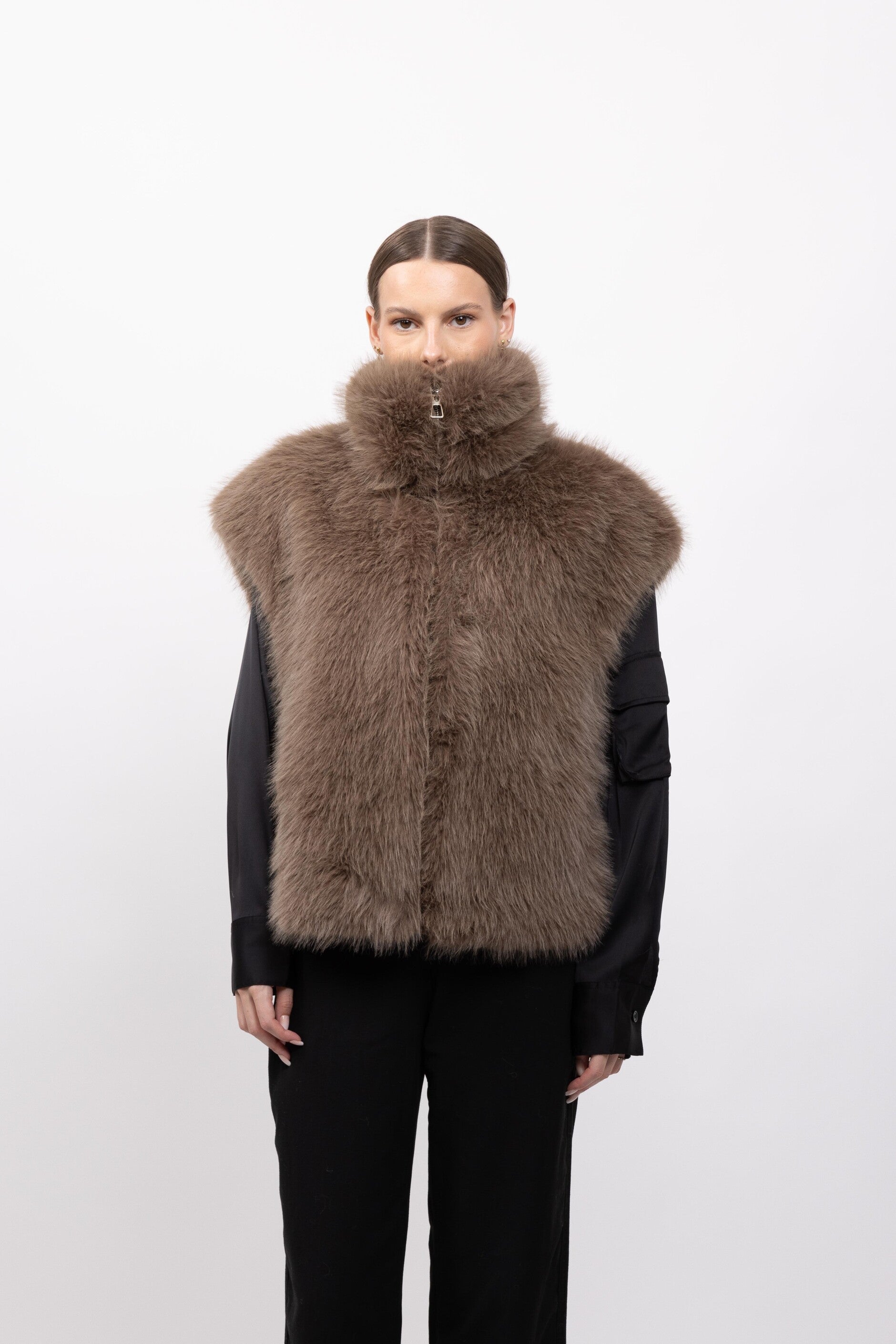 GILET EN FAUSSE FOURRURE EFFET RENARD - K-ZELL PARIS