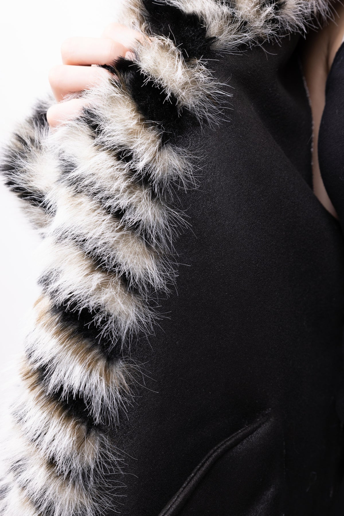 MANTEAU FAUSSE FOURRURE ZÈBRE