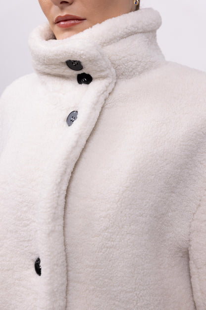 MANTEAU LONG EN FAUSSE FOURRURE MOUTON
