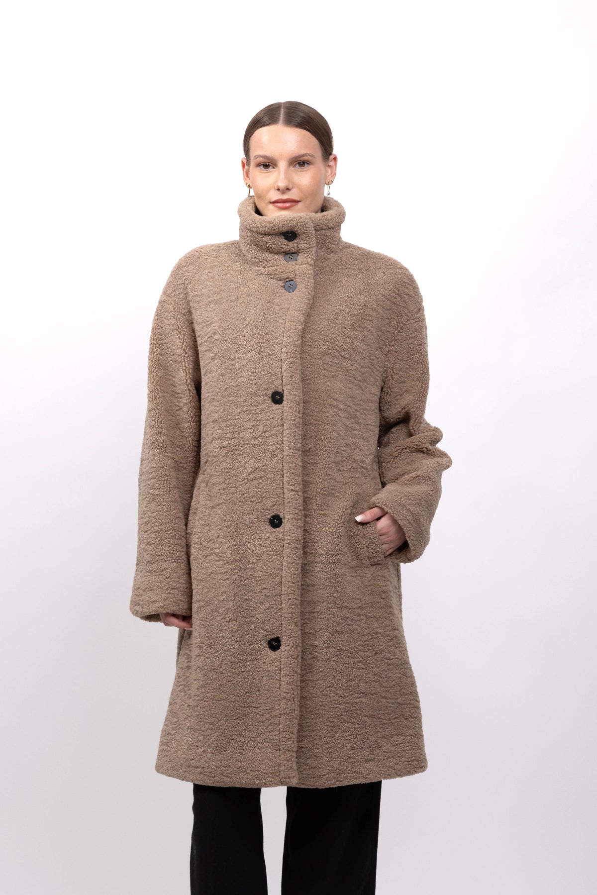 MANTEAU LONG EN FAUSSE FOURRURE MOUTON