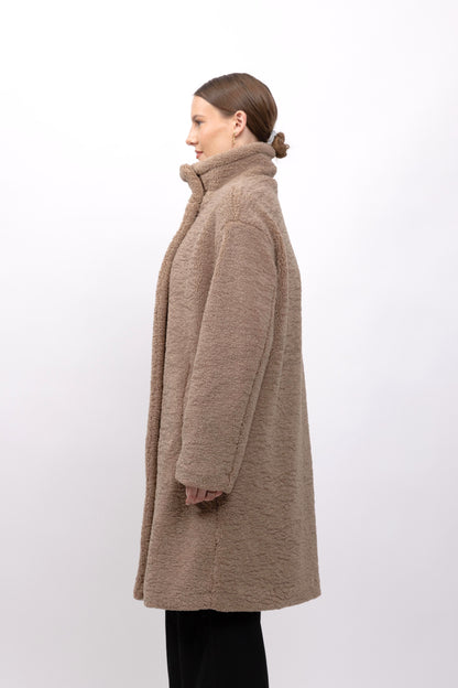 MANTEAU LONG EN FAUSSE FOURRURE MOUTON