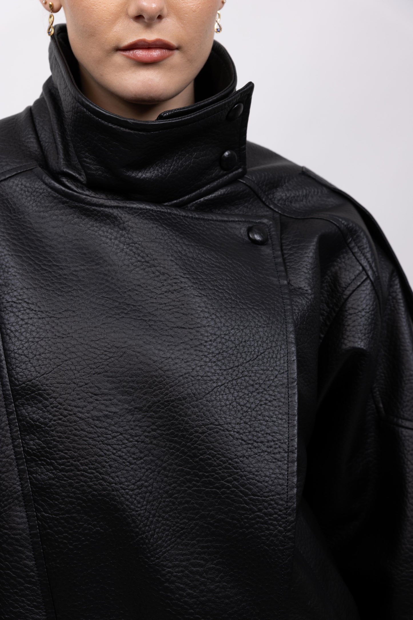 BLOUSON SIMILICUIR AVEC COL EN FAUSSE FOURRURE AMOVIBLE