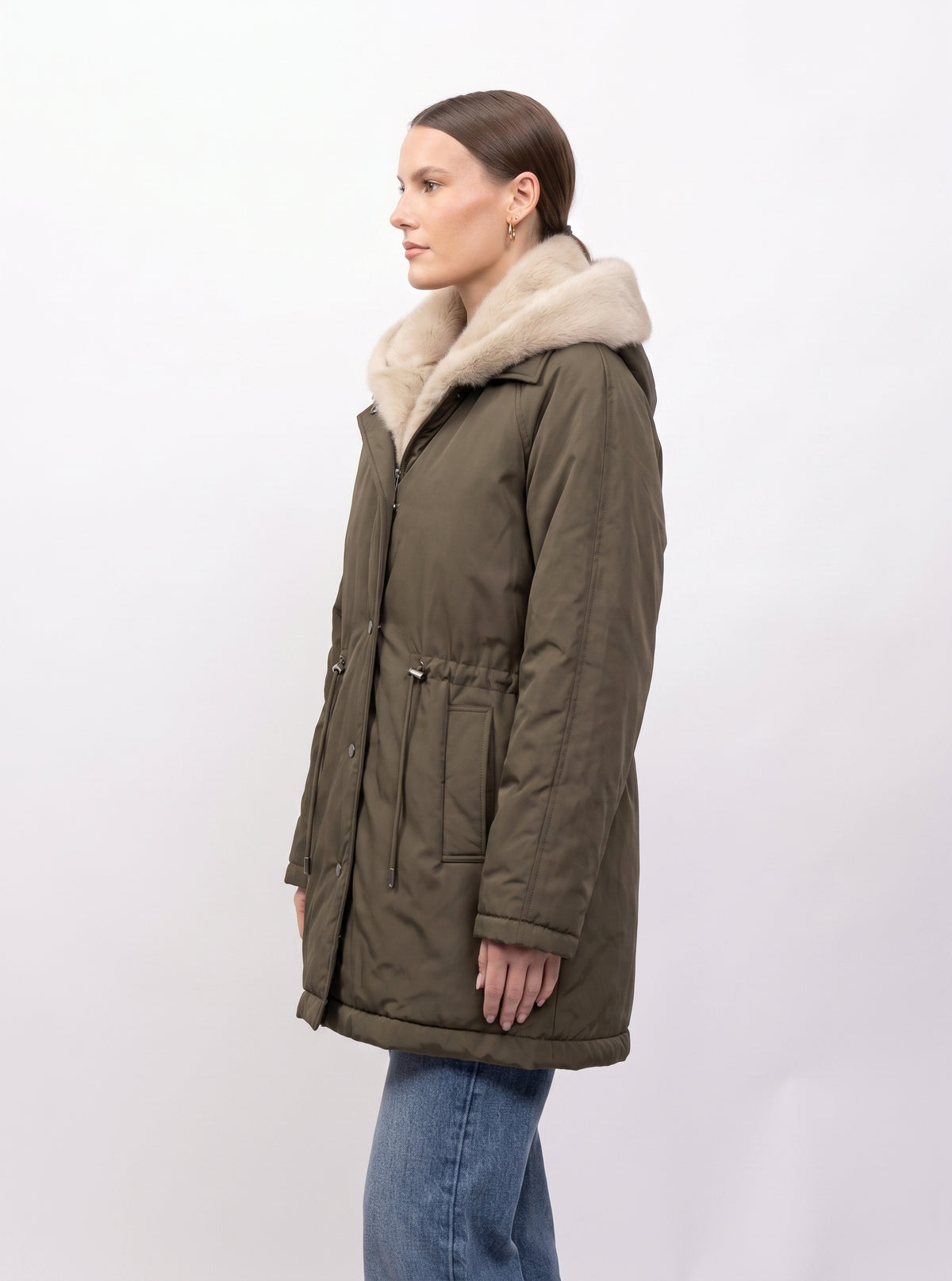 PARKA IMPERMÉABLE AVEC CAPUCHE AMOVIBLE EN FAUSSE FOURRURE