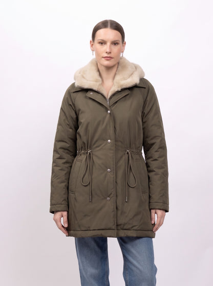 PARKA IMPERMÉABLE AVEC CAPUCHE AMOVIBLE EN FAUSSE FOURRURE