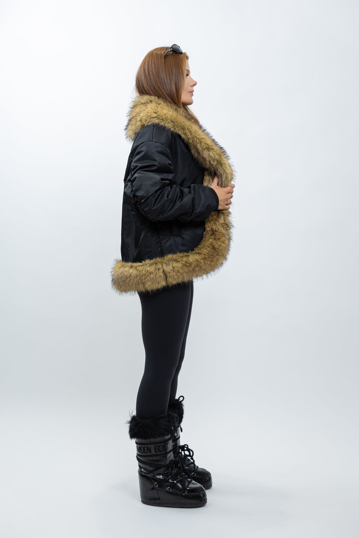 MANTEAU STYLE BOMBER AVEC FAUSSE FOURRURE
