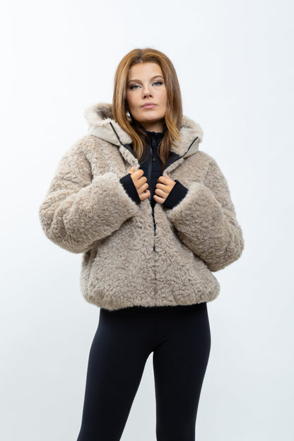 BLOUSON EN FAUSSE FOURRURE À INTERIEUR DOUDOUNE