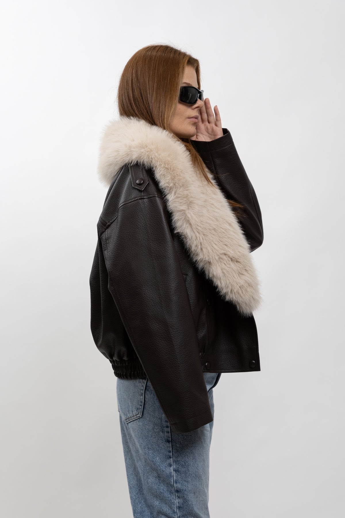 BLOUSON SIMILICUIR AVEC COL AMOVIBLE EN FAUSSE FOURRURE