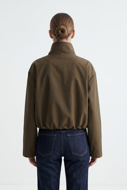VESTE A COL MONTANT