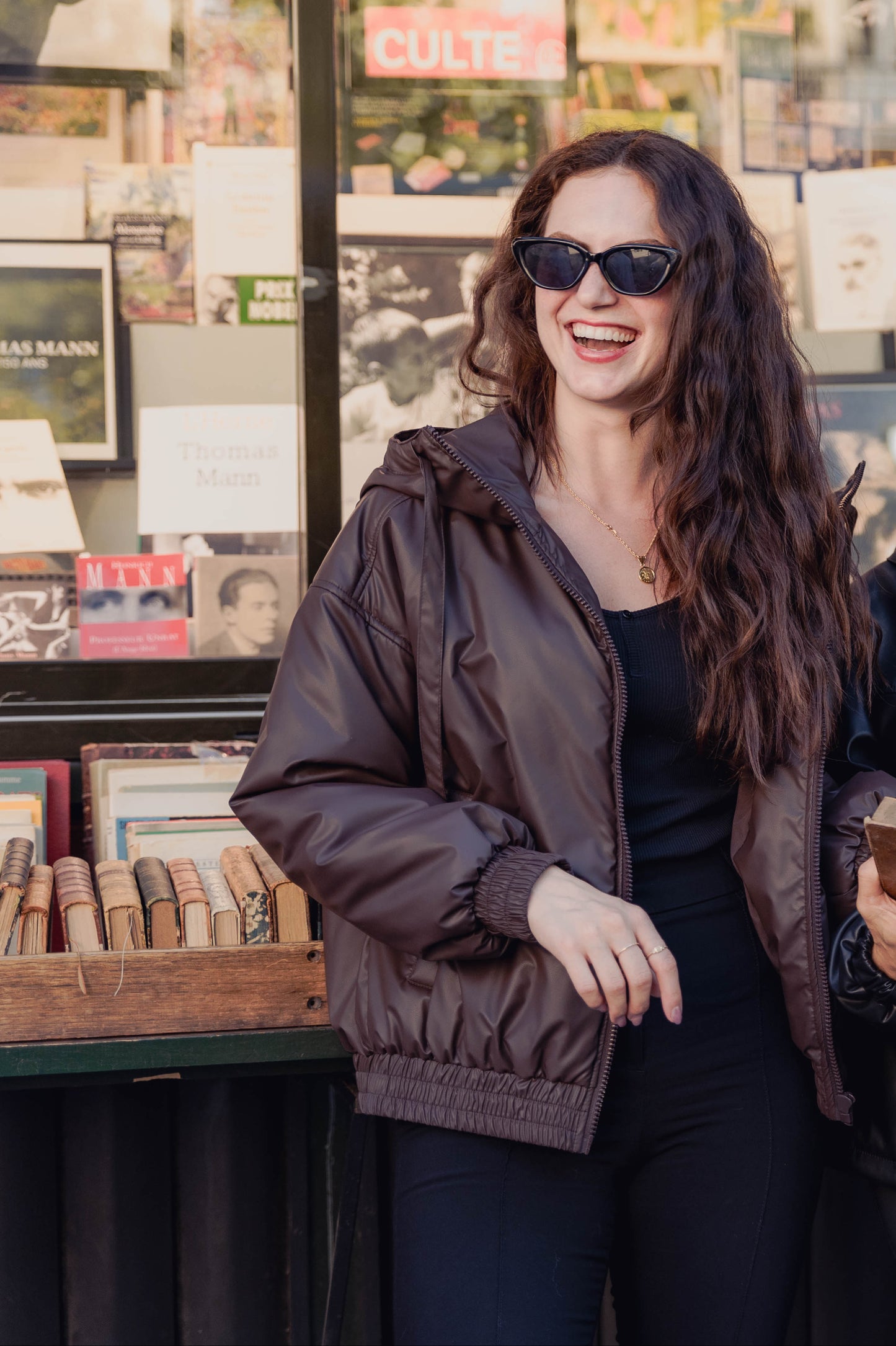 BLOUSON IMPERMÉABLE À CAPUCHE