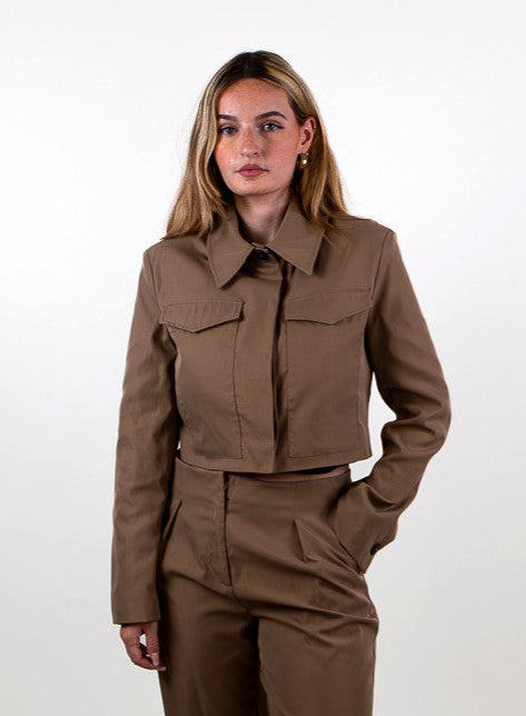 VESTE DROITE COURTE