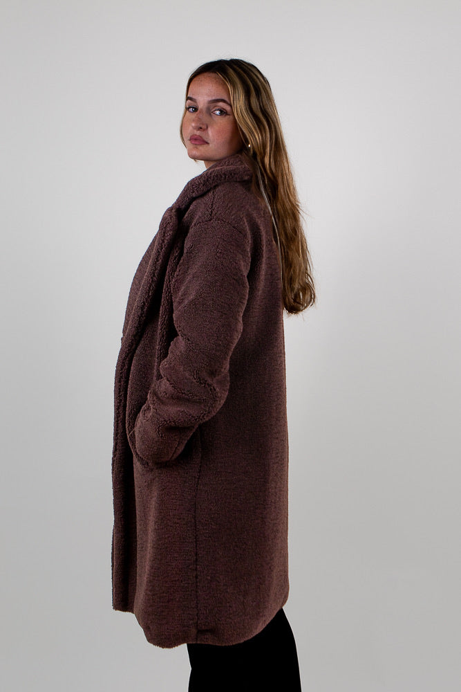 MANTEAU MI-LONG EN MOUMOUTE