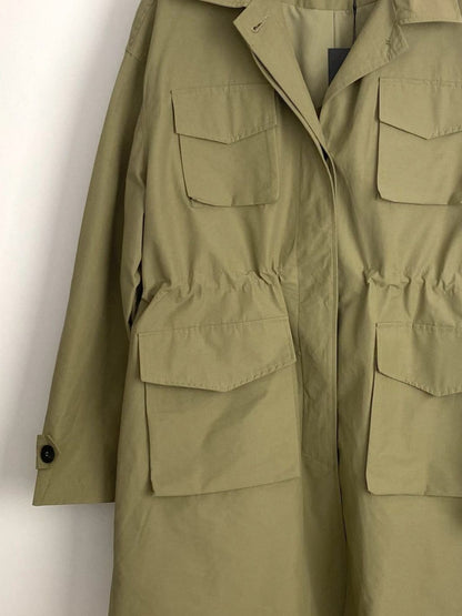 Mid-length belted parka with pockets