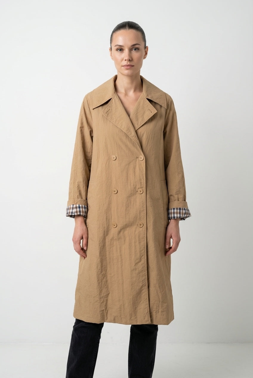 TRENCH LONG À CEINTURE ET DOUBLURE CARREAUX